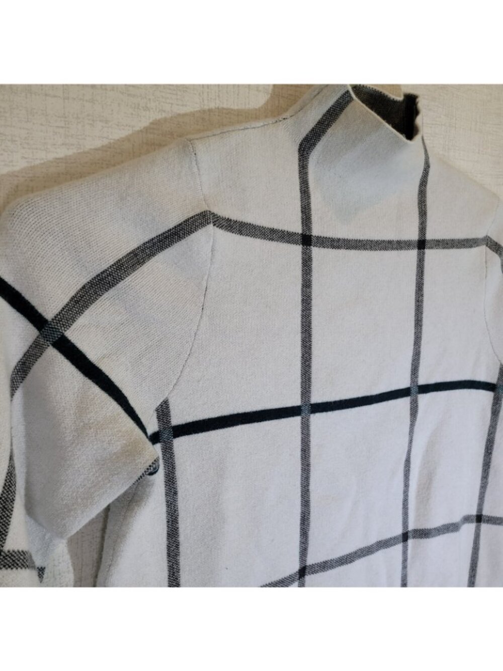 Tahari Mock Neck Sweater Womens L White Window Pane Long Sleeve Pullover - Picture 2 of 7